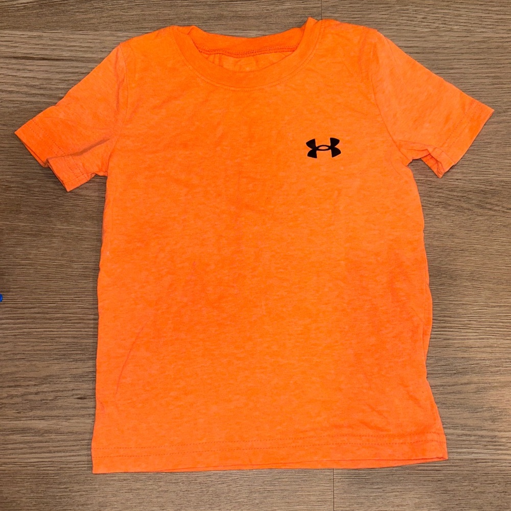 Under Armour tee